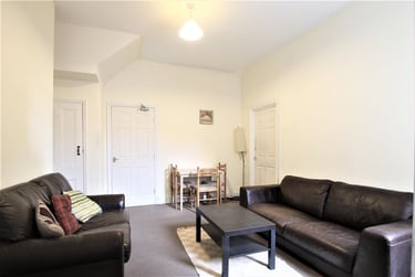 3 bed flat, Shortridge Terrace, Jesmond, Newcastle, NE22JE - Image 3